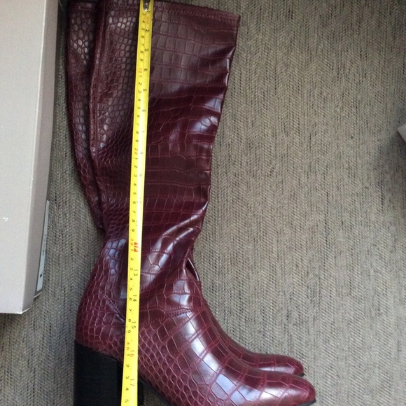 Frank Sarto Woman’s Burgundy Croc Boots Size 7 NIB - Picture 6 of 8